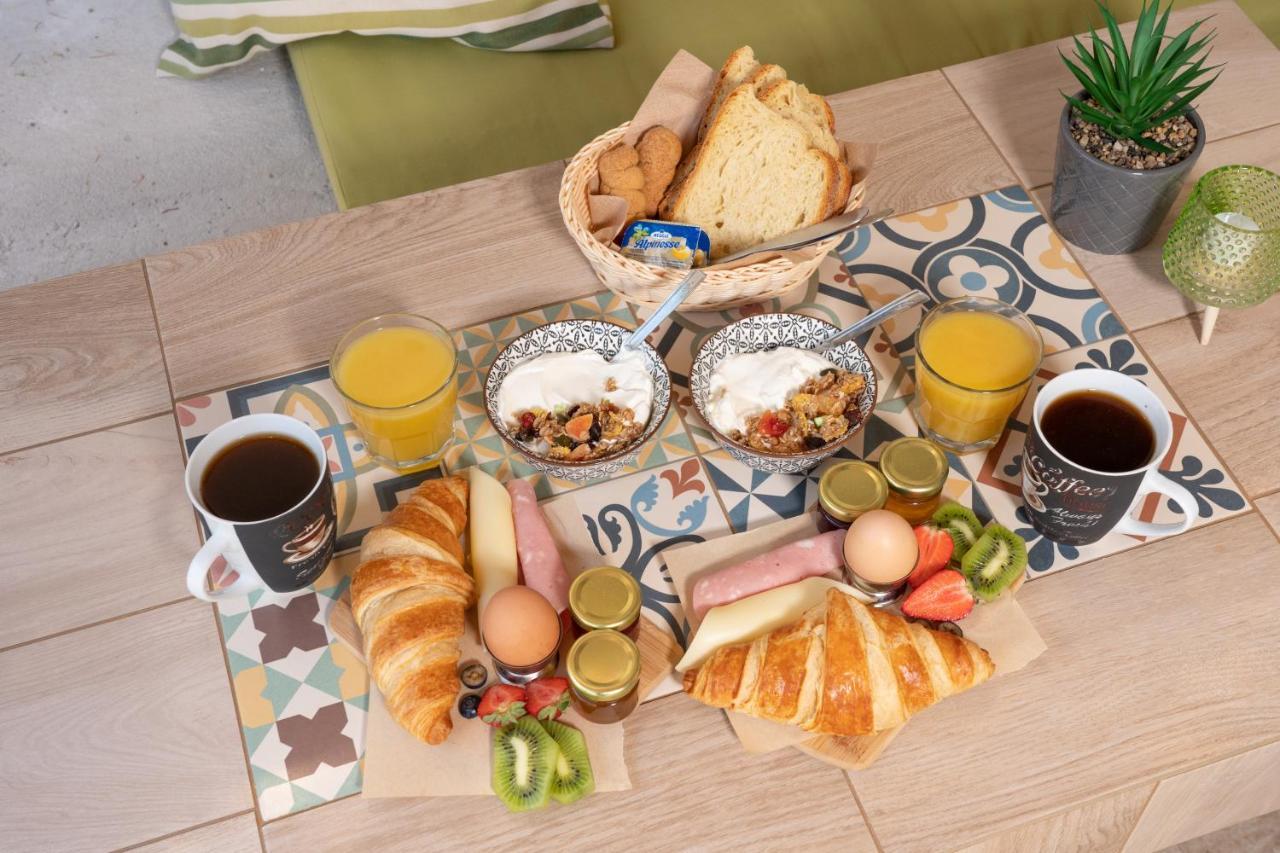 Minas Apartments Divarata Екстер'єр фото