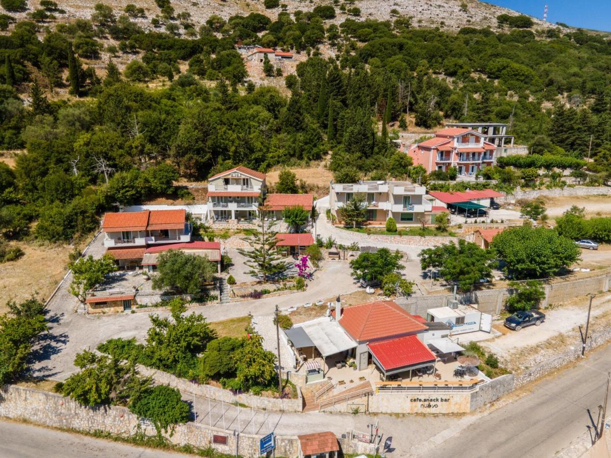 Minas Apartments Divarata Екстер'єр фото