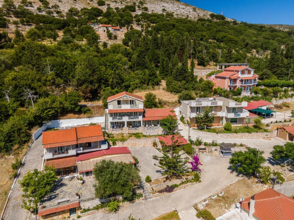 Minas Apartments Divarata Екстер'єр фото